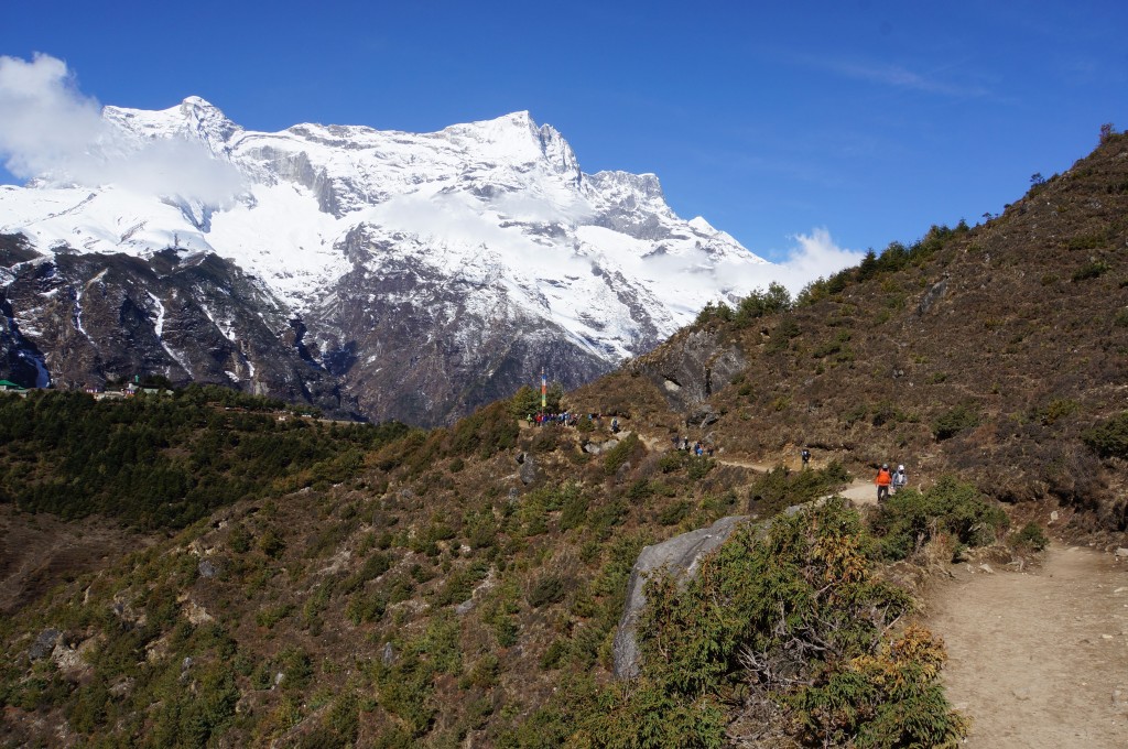 The trail to Tyangboche is easy going, and spectacular.